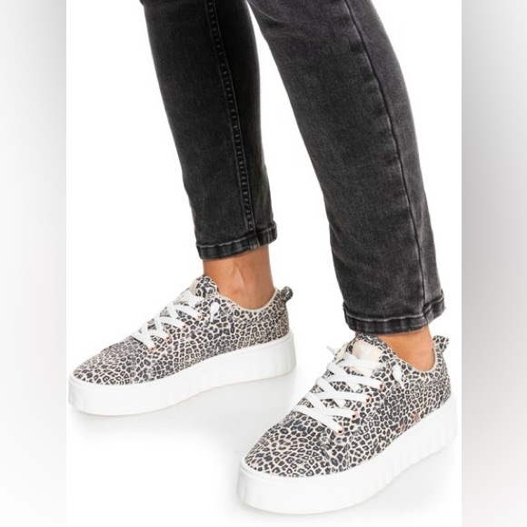 Roxy Shoes - Roxy Sheilahh Slip on Shoes Cheetah Print Size 10